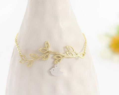 Chic Leaves Gold Bracelet