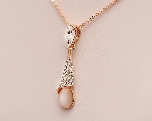 Drops Dangle Crystal Necklace